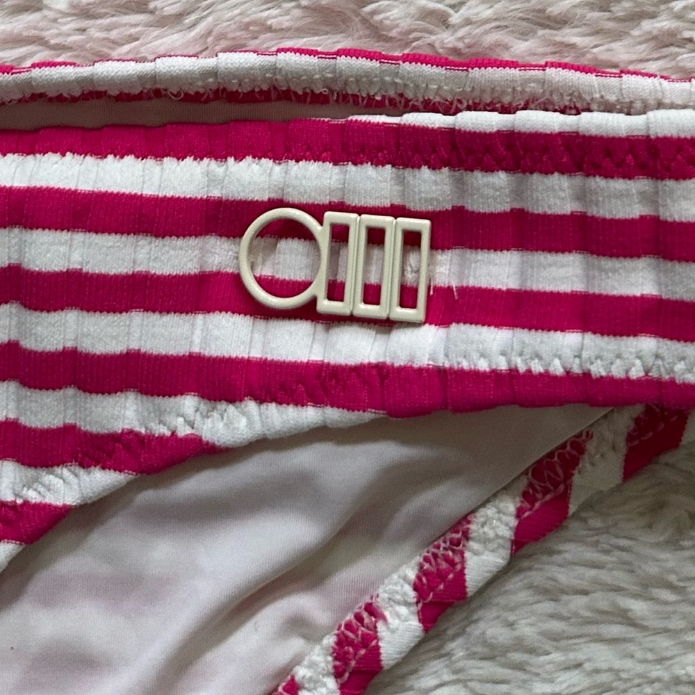 Solid & Striped Ella Ribbed Bikini Set - image 8